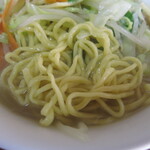 珍來 - タンメンの麺