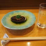 Sushiden - あわびの柔らか煮 ＆ 冷酒（剣菱）