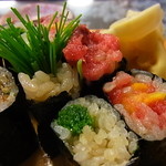 Yamayoshi Sushi - 巻物