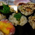 Yamayoshi Sushi - 巻物