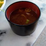 Shato Kuwana - 味噌汁　ワカメと豆腐