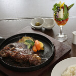 MAIN DINNING FOUR POINT - 