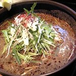 トムヤムらーめん　黒　950円（ご飯付き）