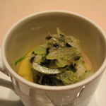 フォリオリーナ・デッラ・ポルタ・フォルトゥーナ - フェンネルとピンクペッパーのスフォルマート　小さなフェンネルとキャビアのサラダ添え　(2012/06)