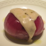 フォリオリーナ・デッラ・ポルタ・フォルトゥーナ - トロペーアの赤玉葱に包まれたオマール海老とズッキーニのオレキエッテ　(2012/06)