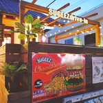 SUGEEZ drive-in - 