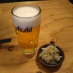 Sumibiyakihorumommanten - 生ビールとお通し