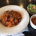 うまいもの工房 ザ・テラス - ナポリタン大盛ランチセット970円