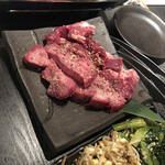 焼肉屋 牛蔵 - 