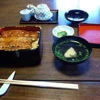 明神下 神田川 本店 - 鰻重とお吸い物