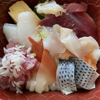 大漁桜どんぶり亭_0