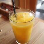 カフェ&レストラン アゼキリ - オレンジジュース