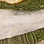 馳走 啐啄一十  - ⑦虎魚(愛媛県興居島産、3日寝かせ)
      産卵期は初夏～夏、通年を通して美味しい
      寝かせることで穏やかながらも上質な旨み&甘みを引き出しています
      最初にゆったりと白身の繊細さを味わう