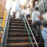 いせや - 2Fへ上がる階段