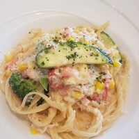 アルフォルトゥーナ - ズワイガニ季節の野菜のクリームソース ティラスーゴ