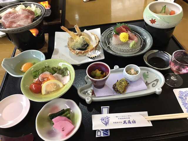 武蔵坊（平泉ホテル）｜上質和食と季節料理でくつろぎのひととき