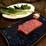 横浜うかい亭 - 季節の鉄板焼
      鹿児島産黒毛和牛サーロイン
      京都産、千葉産の野菜
      2020.07