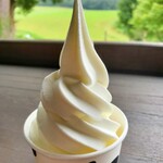 小岩井農場牧場館 売店 - ソフトクリーム(カップ)