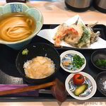 本格手打うどん 大河 - 