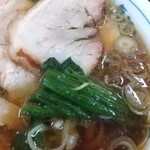 とらや分店 村田や - 焼豚の下からホウレン草が！