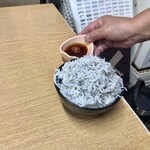 満幸商店 - しらす丼ミニ　５００円（税別）