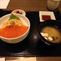 函館うに むらかみ 日本生命札幌ビル店 - 