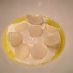 カンテサンス - 塩とオリーブ油が主役　山羊乳のバヴァロワ