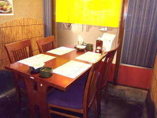 Kajiyabunzou - 落ち着いたテーブル席です