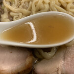 手打らーめん　玄 - スープ