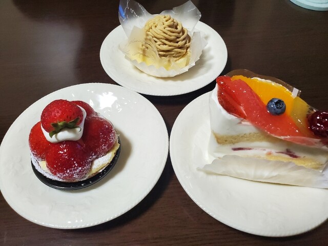 川西名産ケーキのおおたに 旧店名 川西けーきの家おおたに 川西能勢口 ケーキ 食べログ