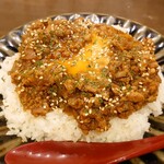 飲んべぇ食堂 らくだ屋 - トマトキーマカレー(ハーフ)