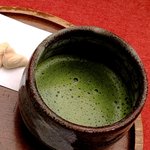 円覚寺佛日庵 - 楽黒茶碗でいただきました。