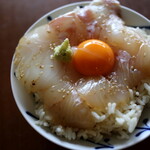 株式会社 斉吉商店 - ヒラメの漬け丼