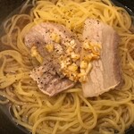 パスタ人 - ネギ塩豚肉のスパゲティ