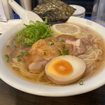 麺屋 承太郎 - 夏のしょうゆラーメン。冷。大盛り。