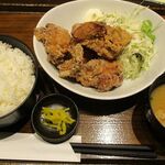 Uma Karaage To Izakameshi Mirai Zaka - 