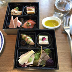 DINING & BAR TABLE 9 TOKYO - 