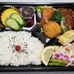 割烹 徳寿司旅館 - 日替わり弁当(800円)