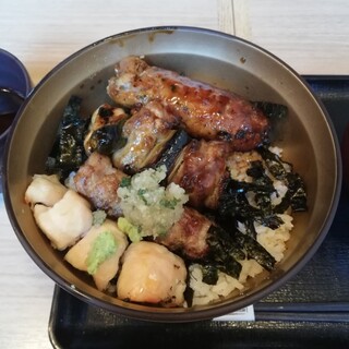 光圀丼 焼鳥丼 By ゼ バルマリィ帝国 鳥光國 さいたま新都心店 さいたま新都心 居酒屋 食べログ
