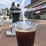 サンエトワール - 大槻三賢人の前でアイスコーヒーをゴクゴク！