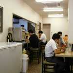 麺処 有彩 - 店内風景