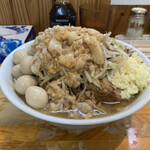 らーめん つの旨 - 小ラーメン、うずら、ニンニクアブラ