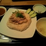 バンセーン アロイチンチン - カオマンガイのセット