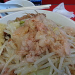 ラーメン二郎 - あぶらに醤油を