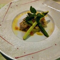 レストラン ラグラース - 仔牛の胸腺肉の温製エスカベージュ