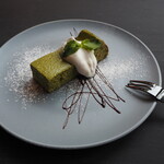 東京基地 - 抹茶のチーズケーキ