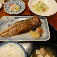 味菜 - 焼魚で塩サバ