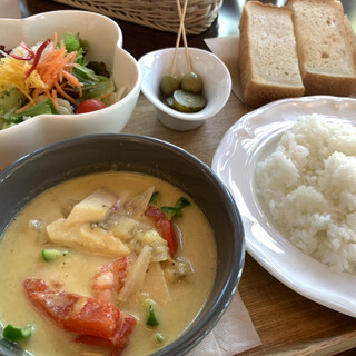 カフェ トリエステ_0