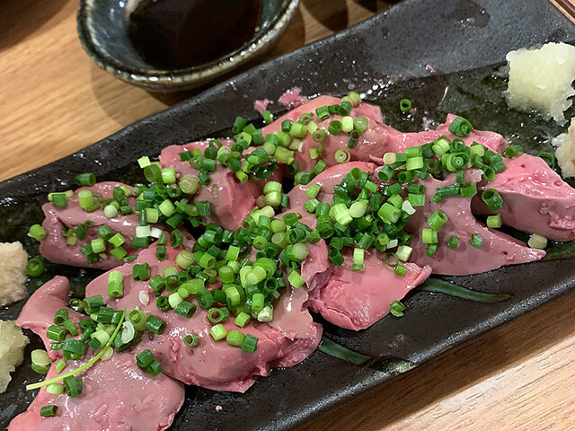 新メニューの低温調理レバ刺しがイチオシ By Min 2 鳥田むら 渋谷 居酒屋 食べログ