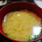 Sumibiyaki Tori Omoya - お味噌汁